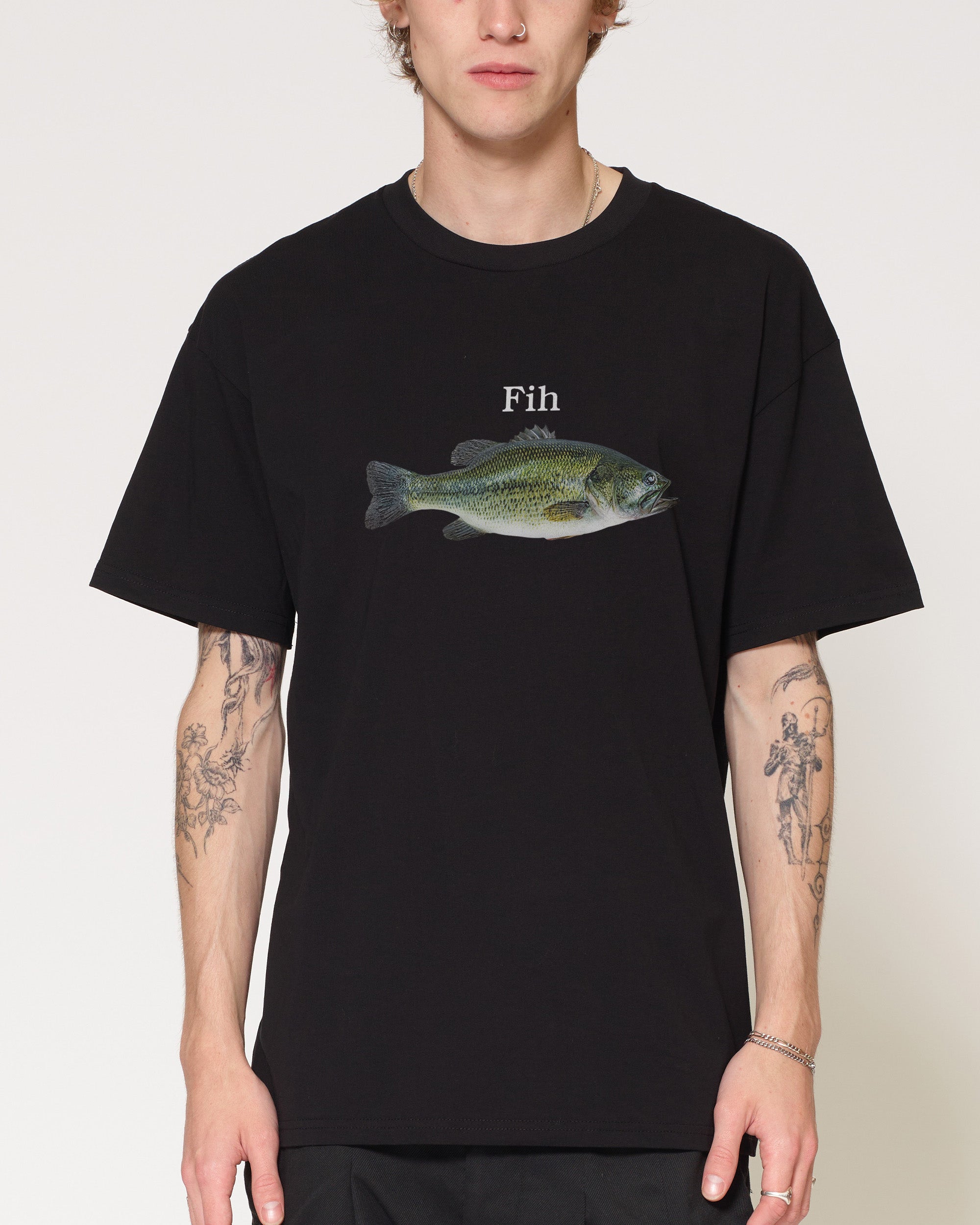 Streetwear Brand Trends - เสื้อยืดกราฟิกแบรนด์สตรีทแฟชั่นลายมีมปลาสุดฮิต FIH สีดำ ผ้าฝ้าย สำหรับผู้ชายและผู้หญิง สไตล์สตรีทแวร์