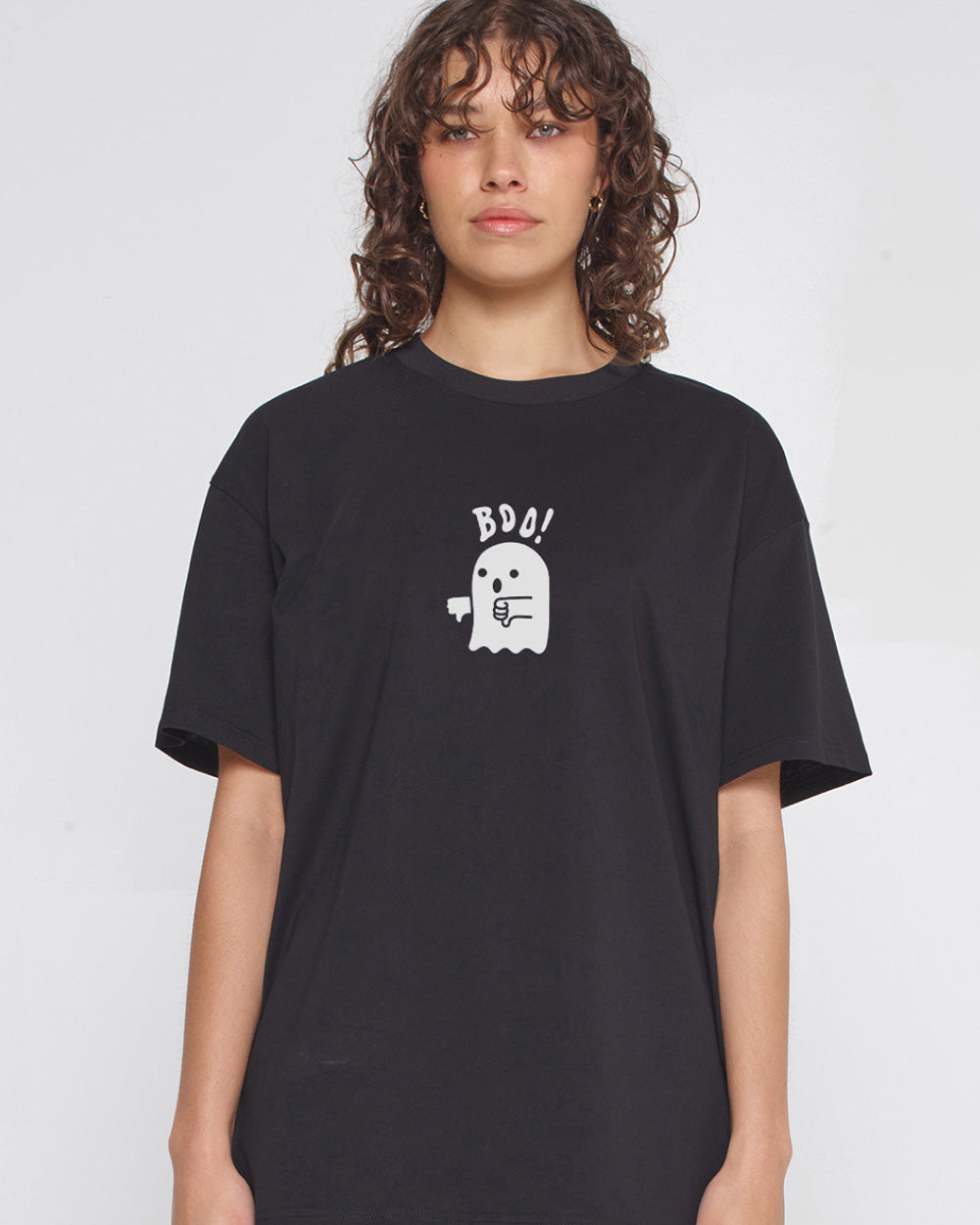 เสื้อยืดกราฟิกแบรนด์สตรีทแฟชั่ - Streetwear Brand Trends บทวิจารณ์และราคา