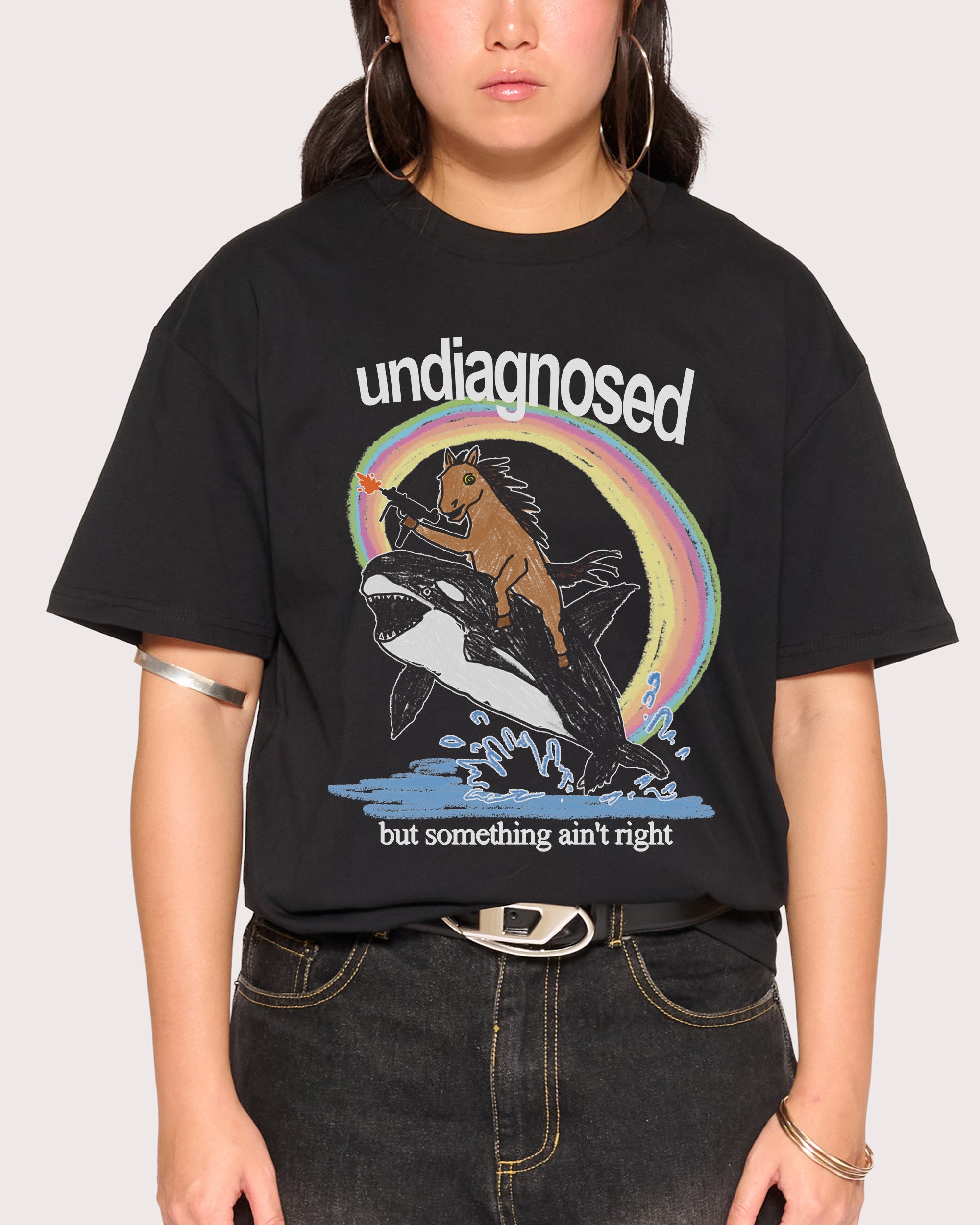 เสื้อยืดกราฟิกแบรนด์สตรีทแฟชั่ - Streetwear Brand Trends บทวิจารณ์และราคา