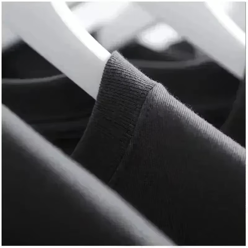 เสื้อยืดลายกราฟิกผ้าฝ้ายแบรนด์ - Streetwear Brand Trends บทวิจารณ์และราคา