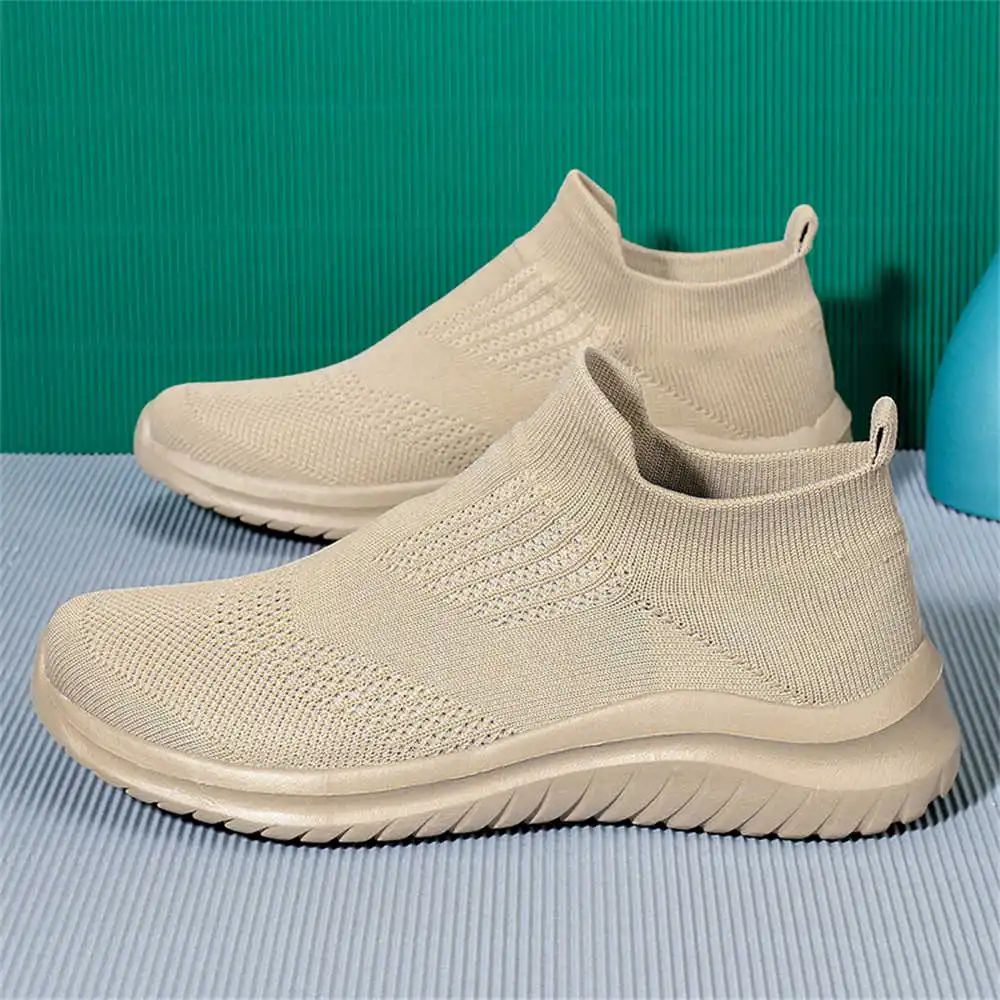Beige Soft ใหม่รองเท้าเทนนิส M - Streetwear Brand Famous บทวิจารณ์และราคา