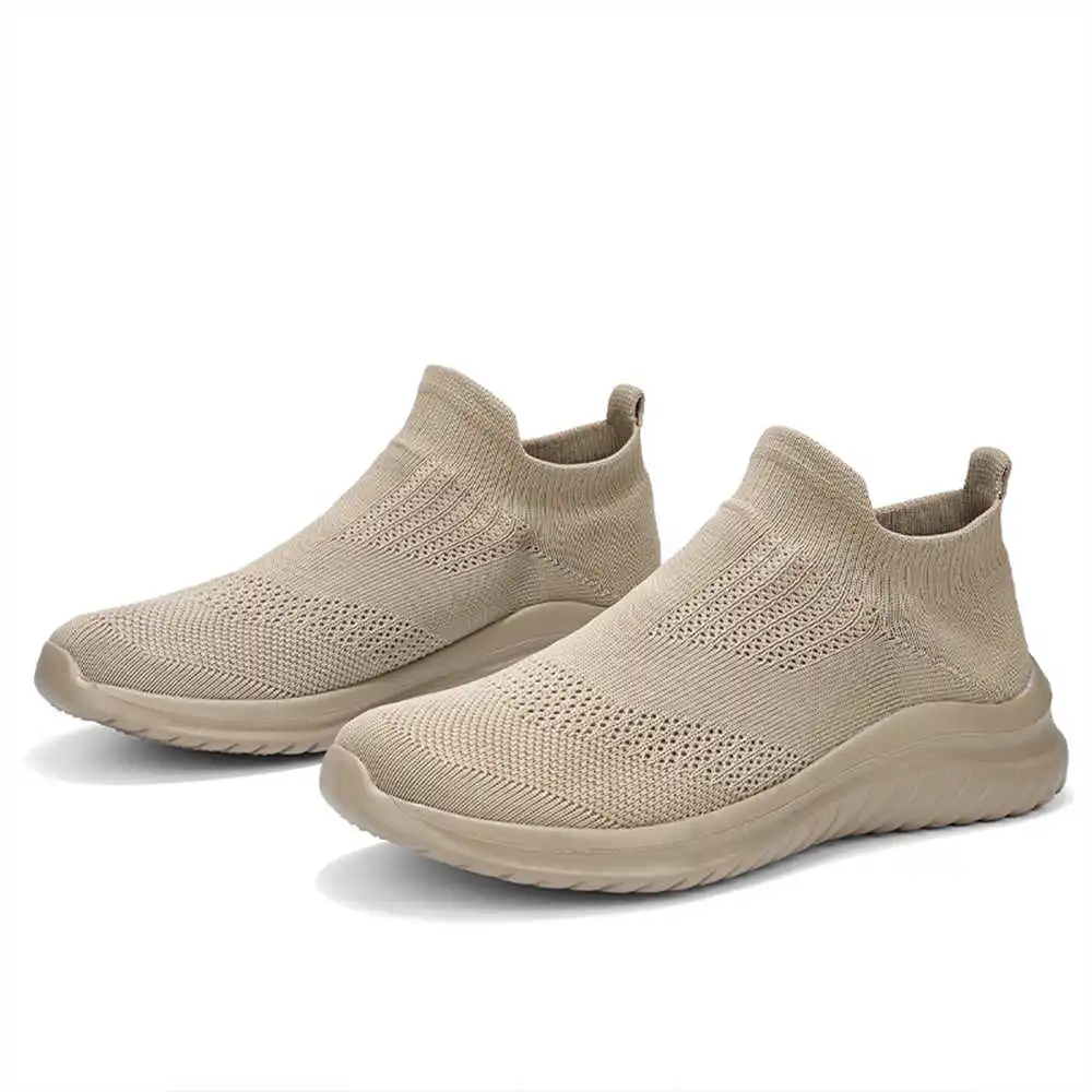 Beige Soft ใหม่รองเท้าเทนนิส M - Streetwear Brand Famous บทวิจารณ์และราคา